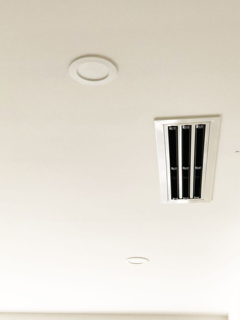 Actron Air ducted refrigderated with Linear slot diffusers roof -